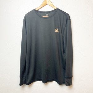 Realtree black long sleeve base layer size large
